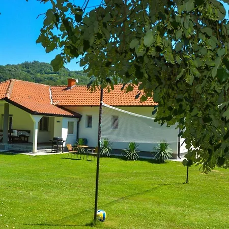 Drinska Kucica Ljubovija