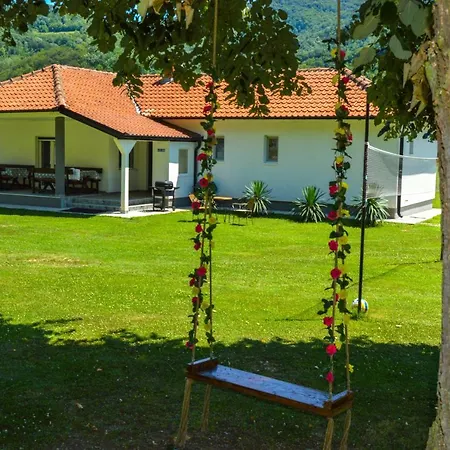 Holiday home Drinska Kucica Ljubovija