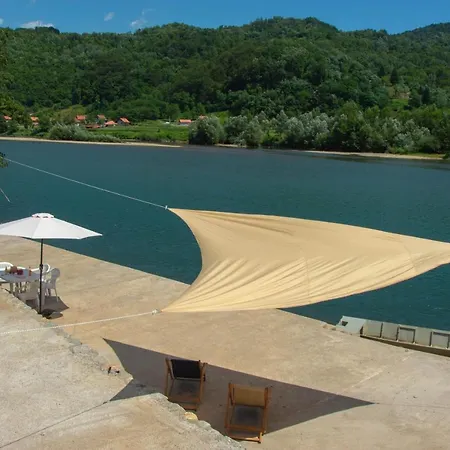 Drinska Kucica Holiday home *