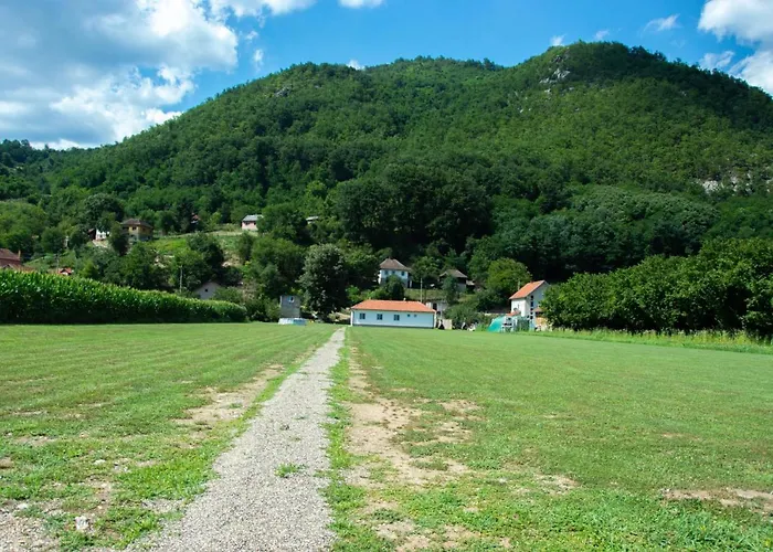 펜션 Drinska Kucica *